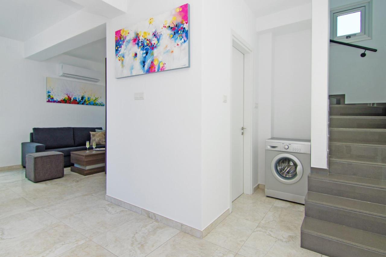 פאראלימני Villa Caren מראה חיצוני תמונה